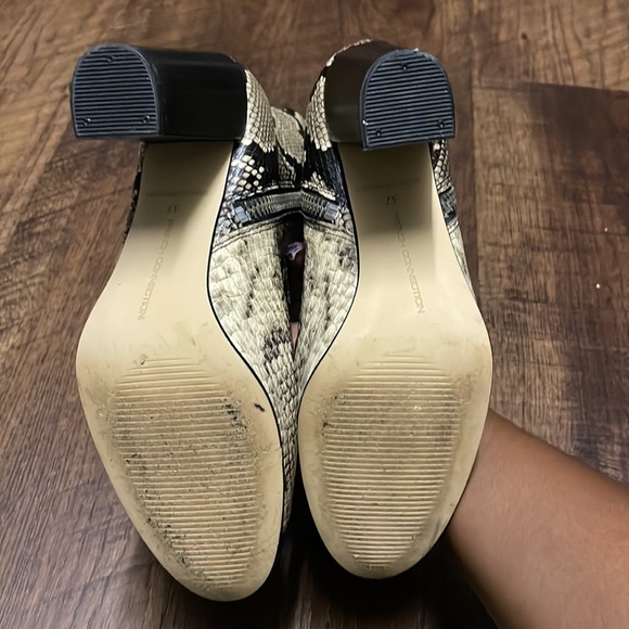 French Connection Faux python booties - Picture 4 of 9